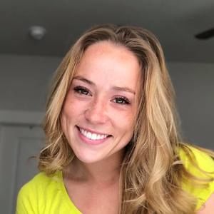 Meet your Posher, Carla